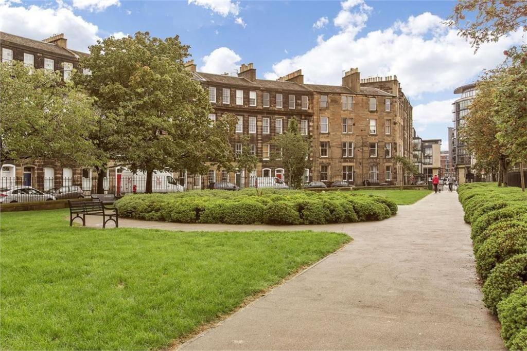 1 Bedrooms Flat In Central Edinburgh Haymarket, Heart Of Edinburgh Flat Sleeps 4 , Exterior photo